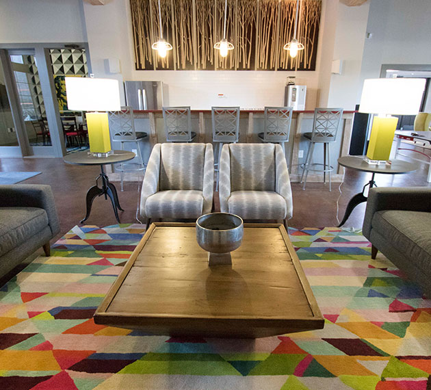 Resort style lounge
